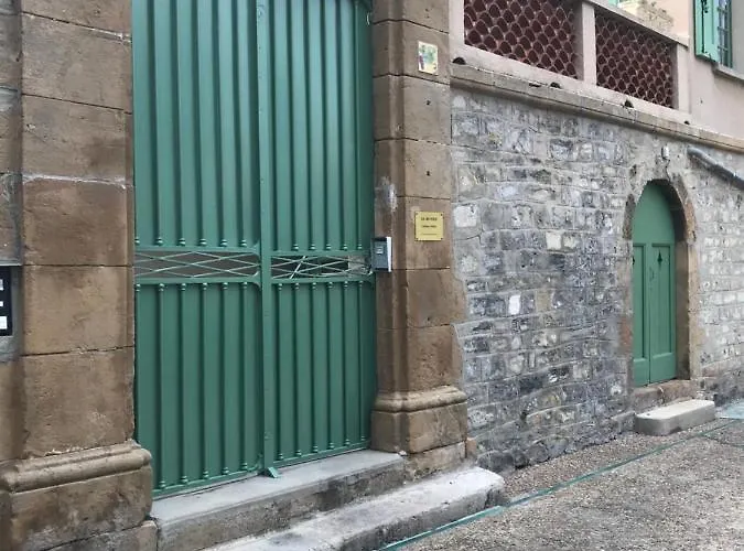 Le Beffroi
